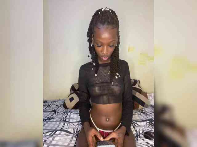 Lexxie1-1 webcam