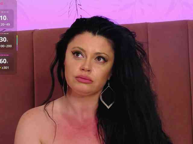 TessDiamonds webcam