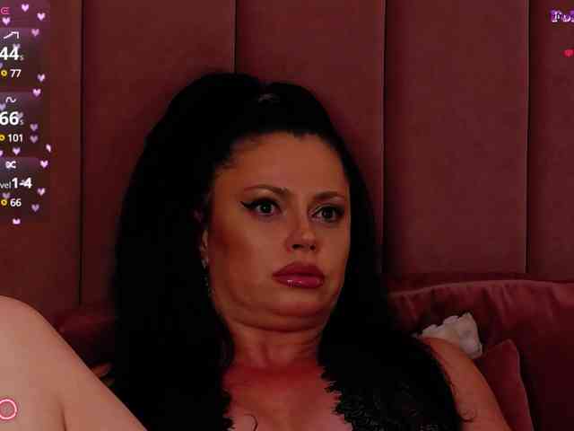 TessDiamonds webcam