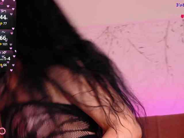 TessDiamonds webcam