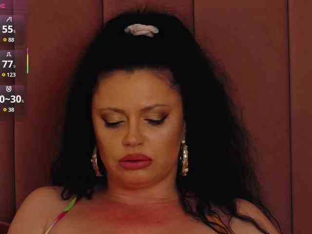 TessDiamonds webcam