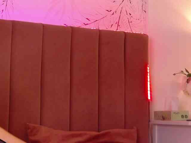 TessDiamonds webcam