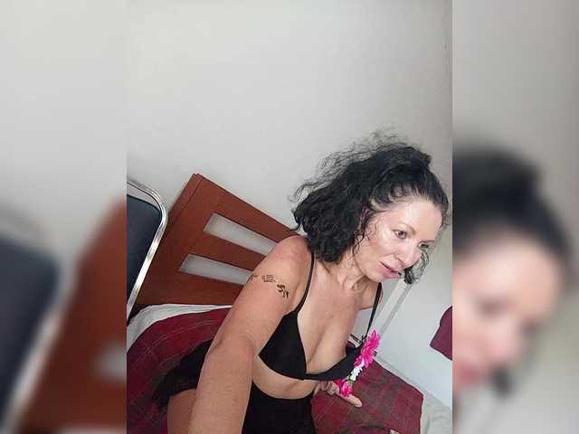 NatalinaJazzy's BongaCams show and profile