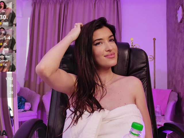  TiffanyMiles chat room