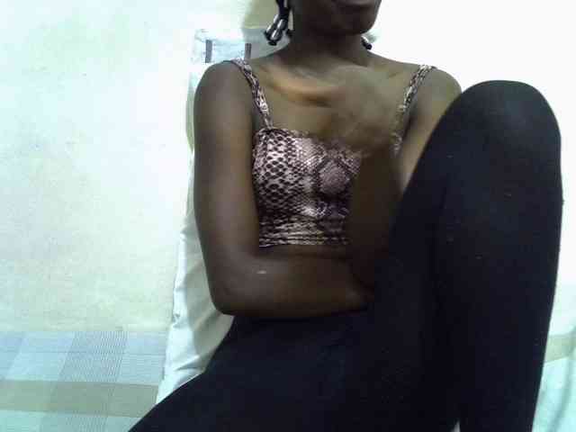 sexyass20 webcam