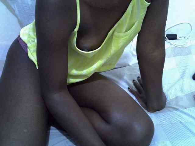 sexyass20 webcam
