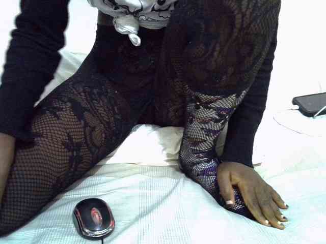 sexyass20 webcam