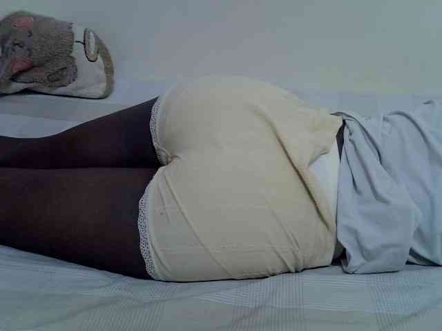 sexyass20 webcam
