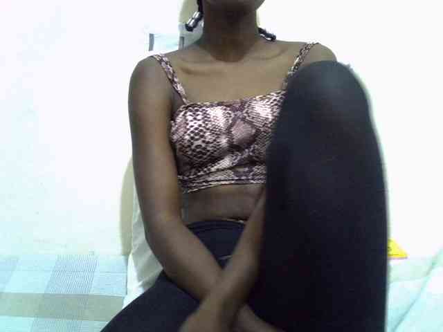 sexyass20 webcam