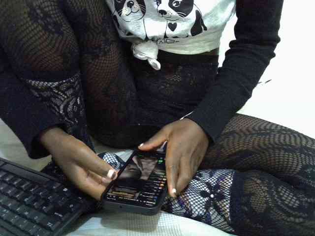 sexyass20 webcam