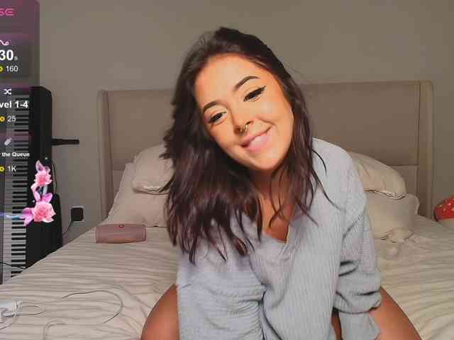 Liloshroxy webcam