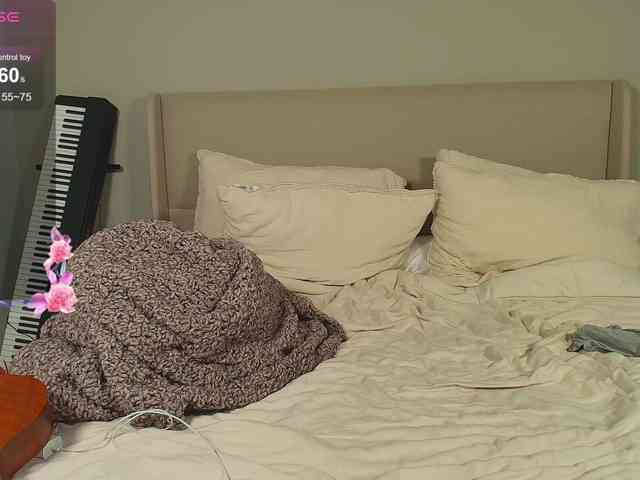 Liloshroxy webcam