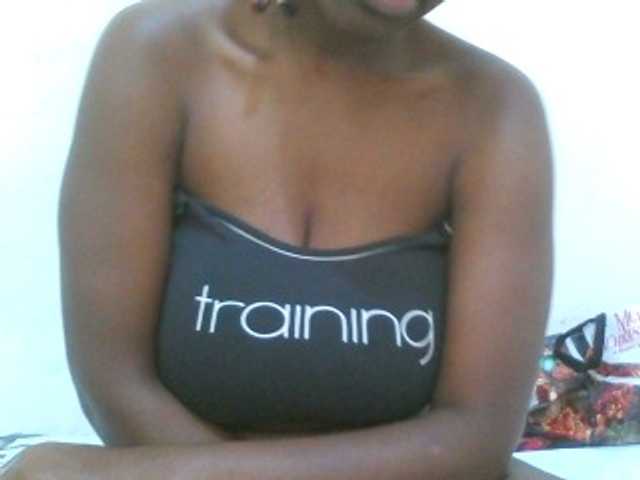 Bigboobs77's BongaCams show and profile