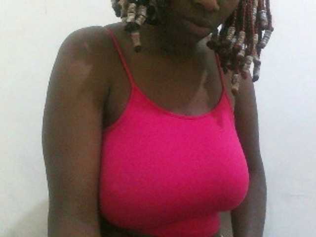 Bigboobs77's BongaCams show and profile