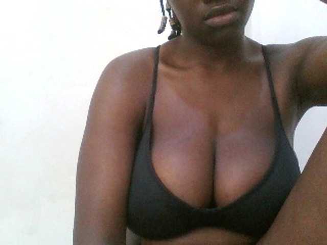 Bigboobs77's BongaCams show and profile