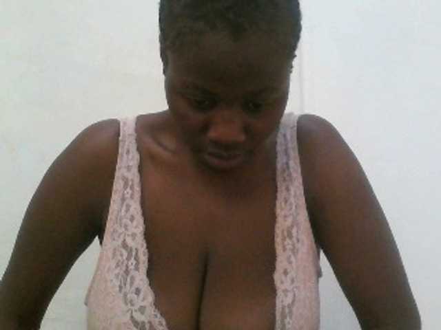 Bigboobs77's BongaCams show and profile