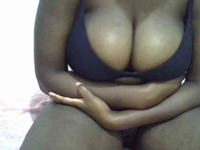 Bigboobs77 webcam