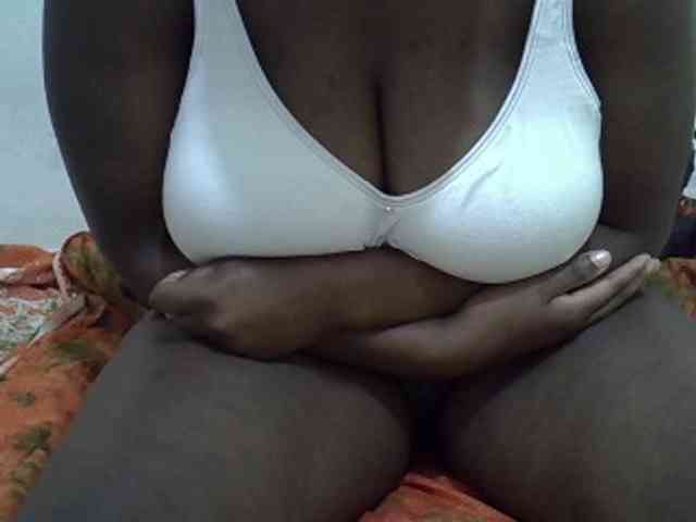 Bigboobs77 webcam