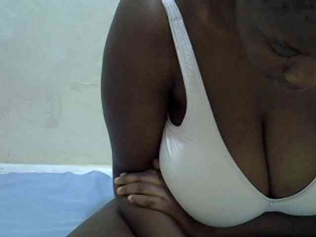 Bigboobs77 webcam