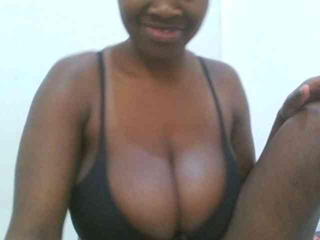 Bigboobs77 webcam