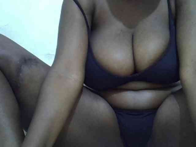 Bigboobs77 webcam