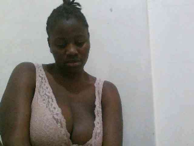 Bigboobs77 webcam