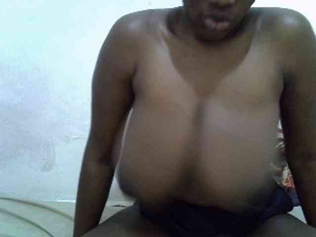 Bigboobs77 webcam