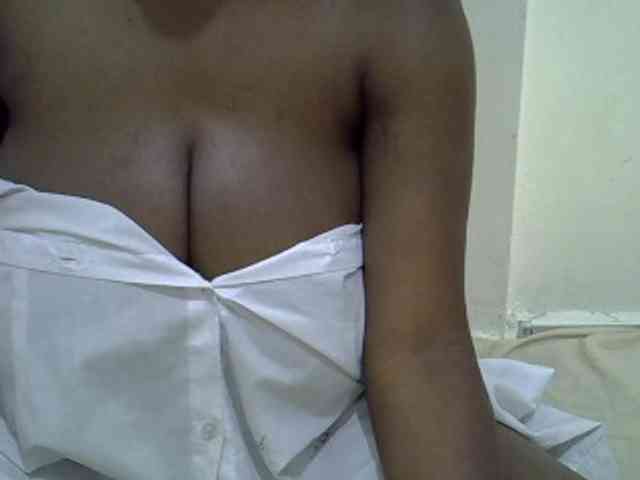 Bigboobs77 webcam