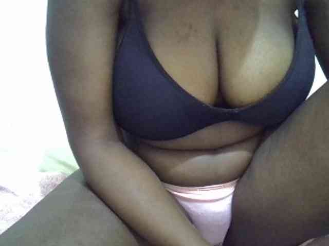 Bigboobs77 webcam