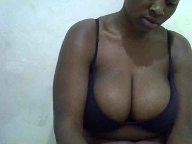 Bigboobs77 webcam