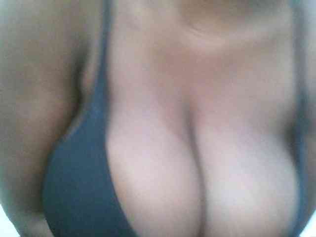 Bigboobs77 webcam