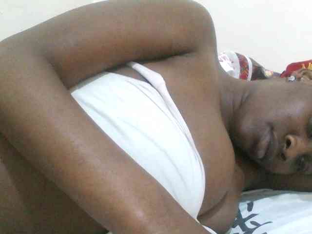 Bigboobs77 webcam