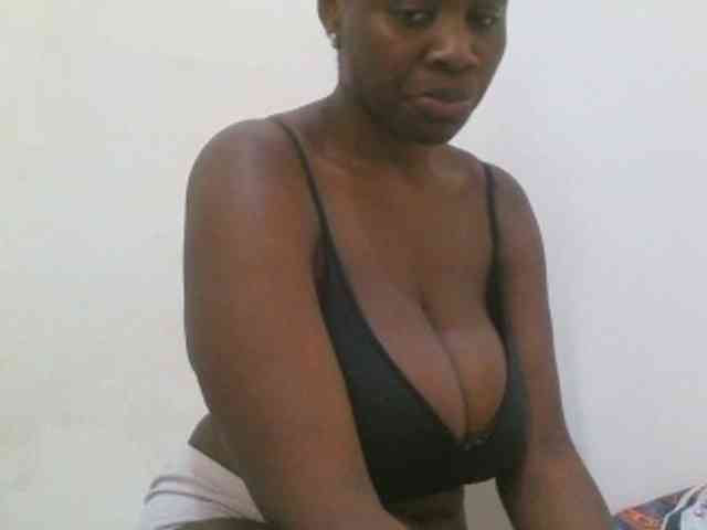 Bigboobs77 webcam