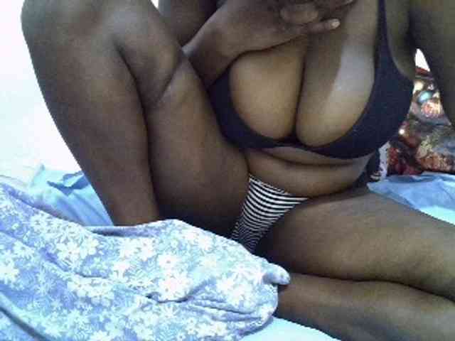 Bigboobs77 webcam