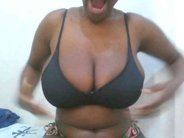 Bigboobs77 webcam