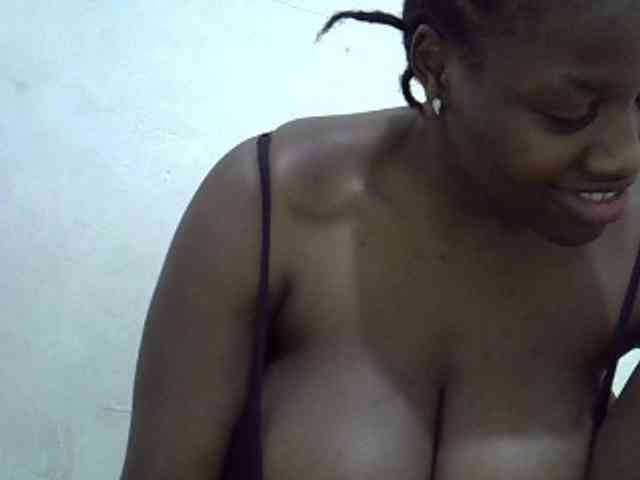 Bigboobs77 webcam