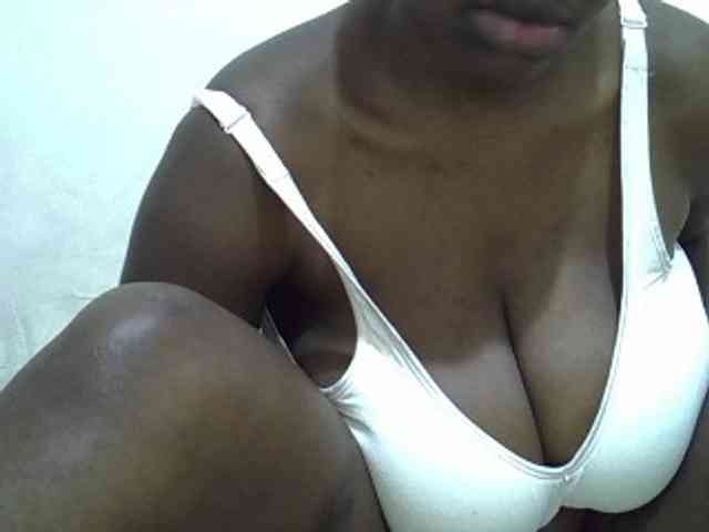 Bigboobs77 webcam