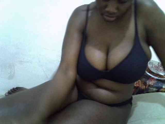 Bigboobs77 webcam