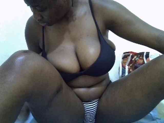 Bigboobs77 webcam