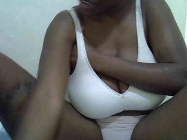 Bigboobs77 webcam