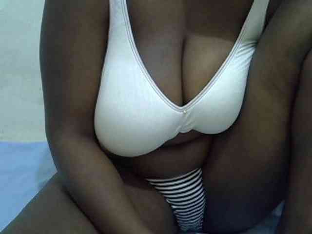 Bigboobs77 webcam