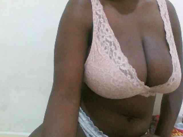 Bigboobs77 Bigboobs77