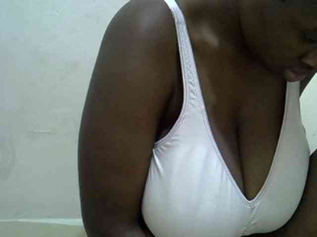 Bigboobs77 webcam
