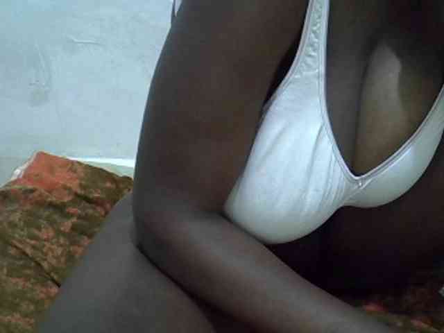 Bigboobs77 webcam