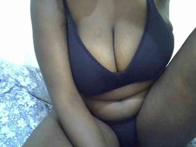 Bigboobs77 webcam