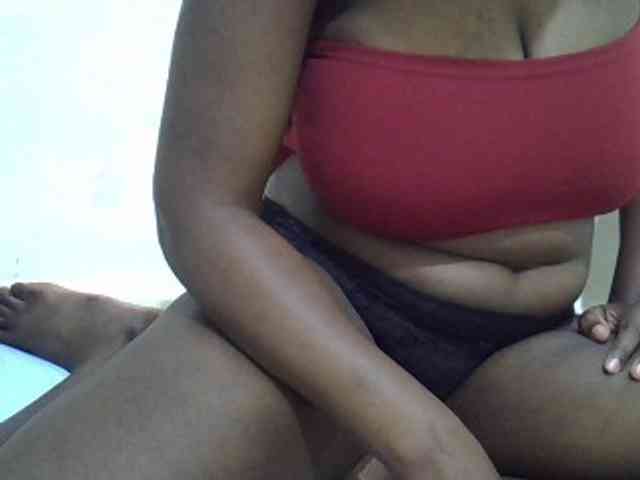 Bigboobs77 webcam