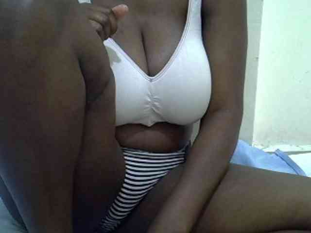 Bigboobs77 webcam