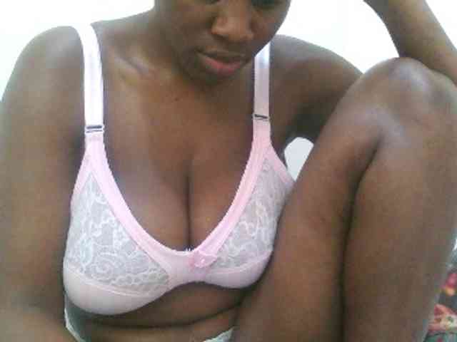 Bigboobs77 webcam
