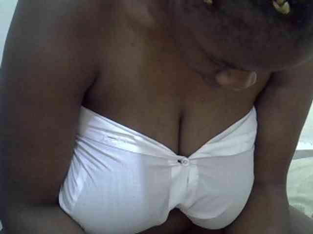 Bigboobs77 webcam