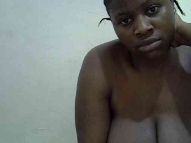 Bigboobs77 webcam